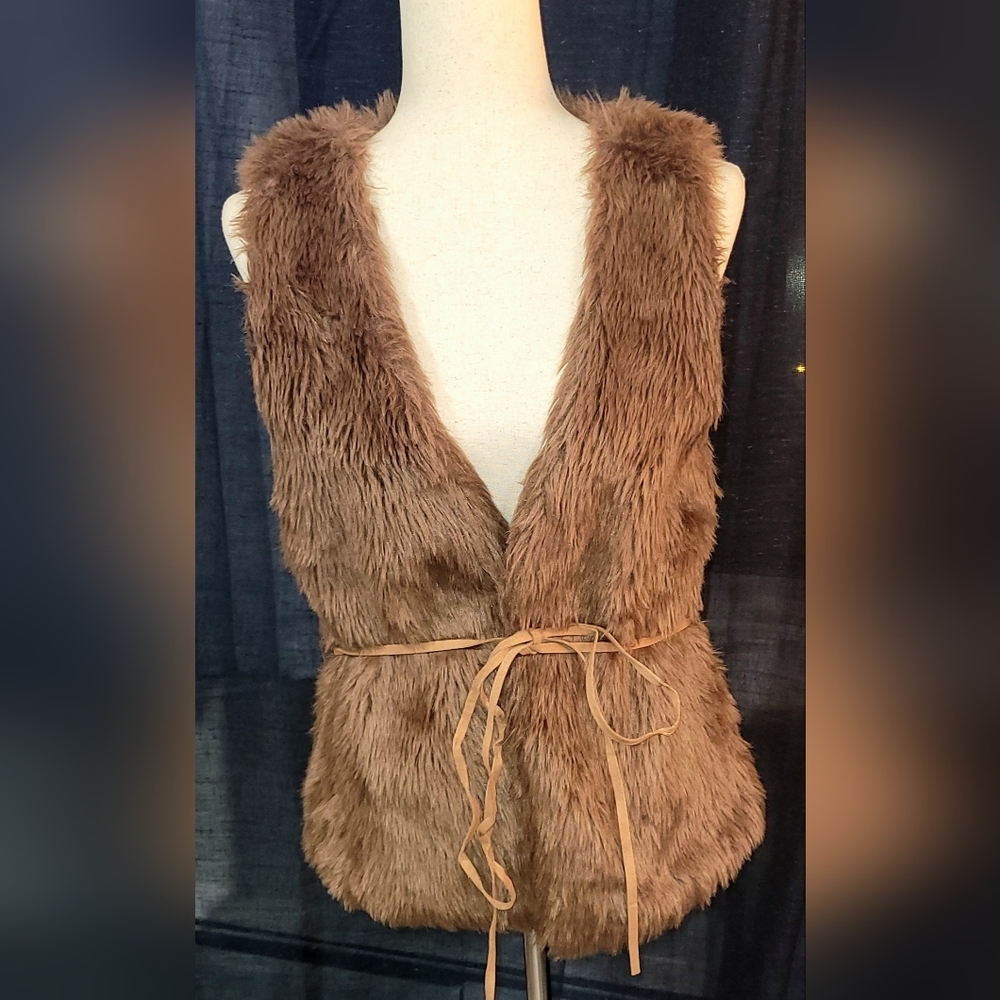 Fall Faux Fur Vest Brown Tie Waist Sz M Love Tree Layering